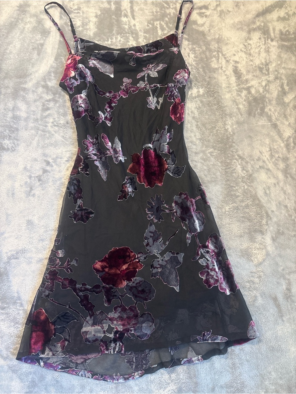 Lulu’s black velvet burn out dress Size XS Witchy romance Whimsy Goth